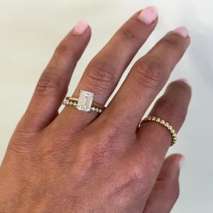 2.10 CT Emerald Lab Grown Diamond Solitaire Engagement Ring
