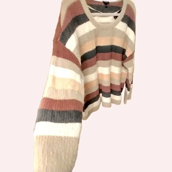 2X TORRID Plus Size Drop Shoulder Fuzzy Yarn Pullover Sweater.