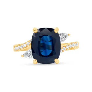 3.65 Ct. Cushion-Cut Sapphire Solitaire Ring with 0.53 Ct. Diamond Accents 18k Yellow Gold