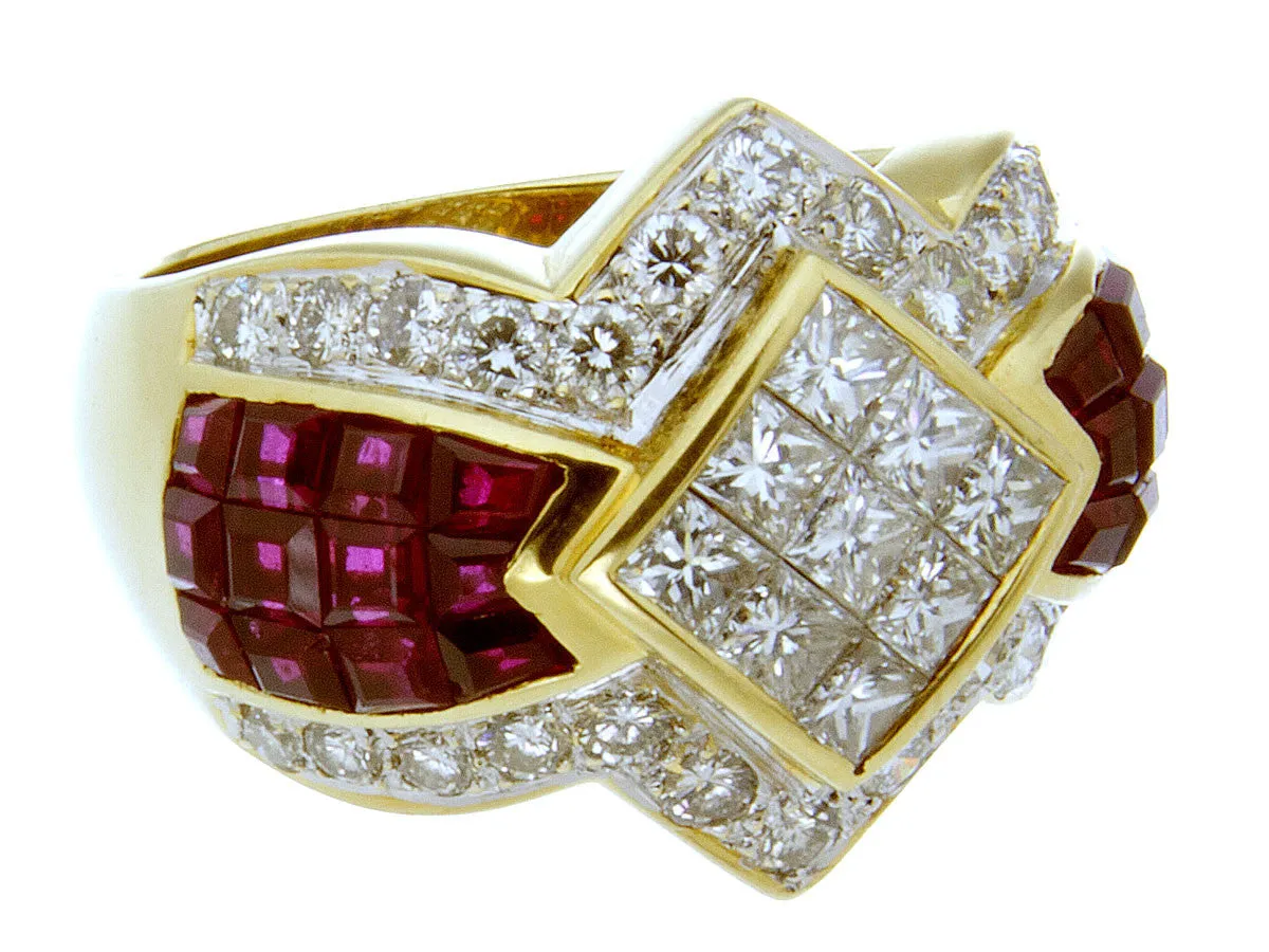 4.50ct Ruby & Diamond Ring in 18kt Gold