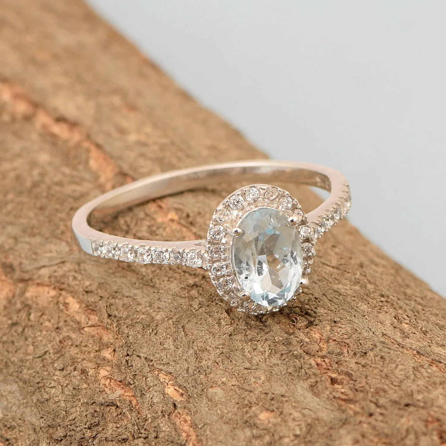 925 Sterling Silver Oval Aquamarine Women's Solitaire Ring