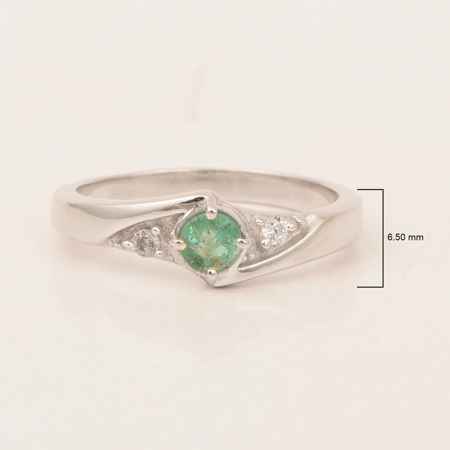 925 Sterling Silver Round Cut 4mm Emerald Women's Engagement Ring