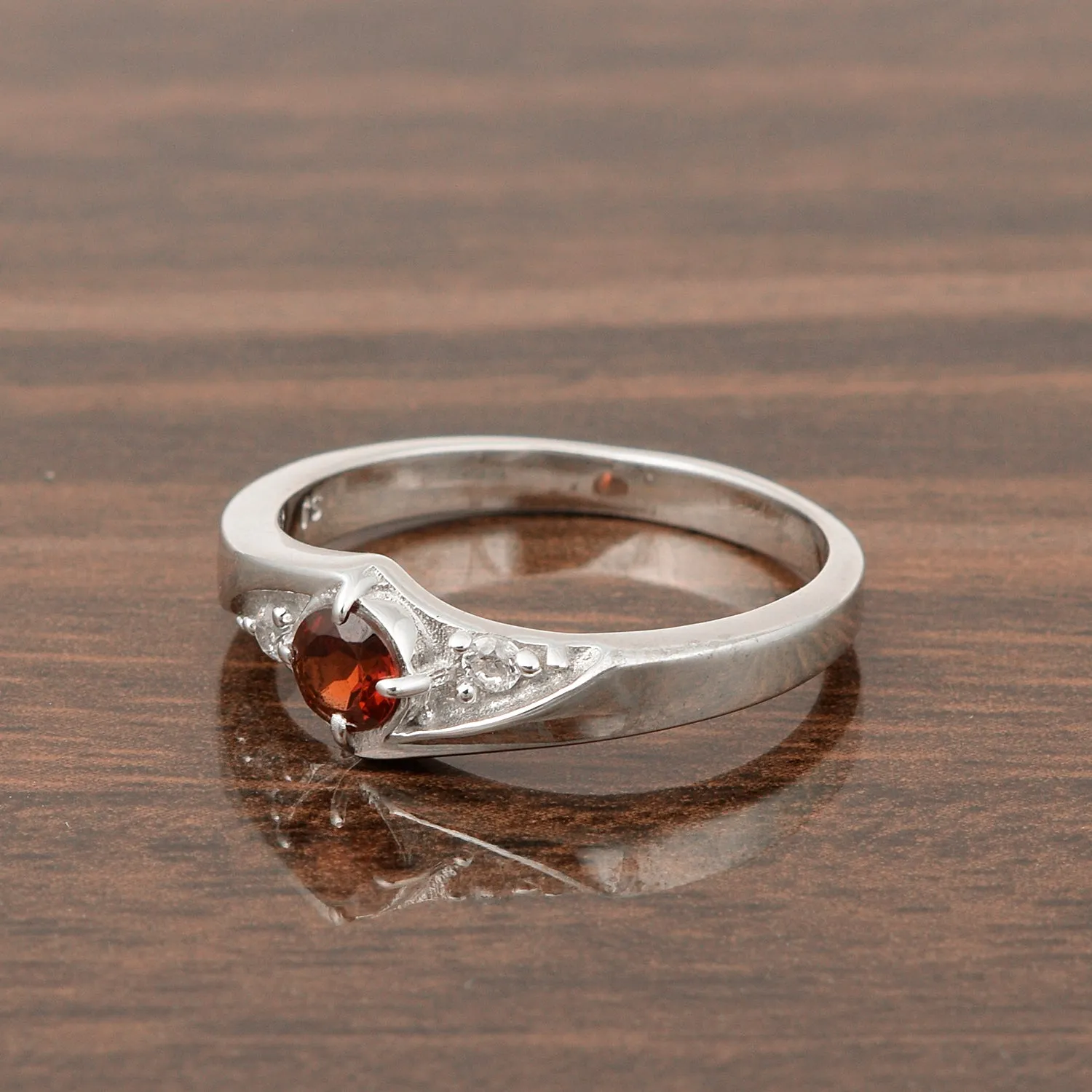 925 Sterling Silver Round Cut 4mm Garnet Women's Engagement Ring
