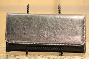 ADO |  Simple Black Trifold Wallet
