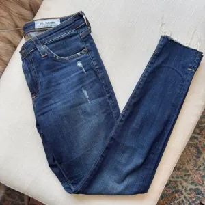 AG The Legging Ankle- Super Skinny Ankle in 26R