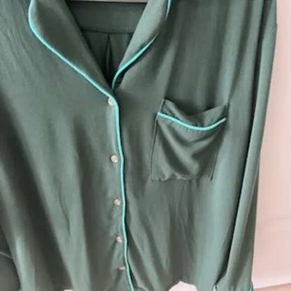 ANTHROPOLOGIE Pajama Set Sz XS Button Down Long Sleeve &amp; Pant Green