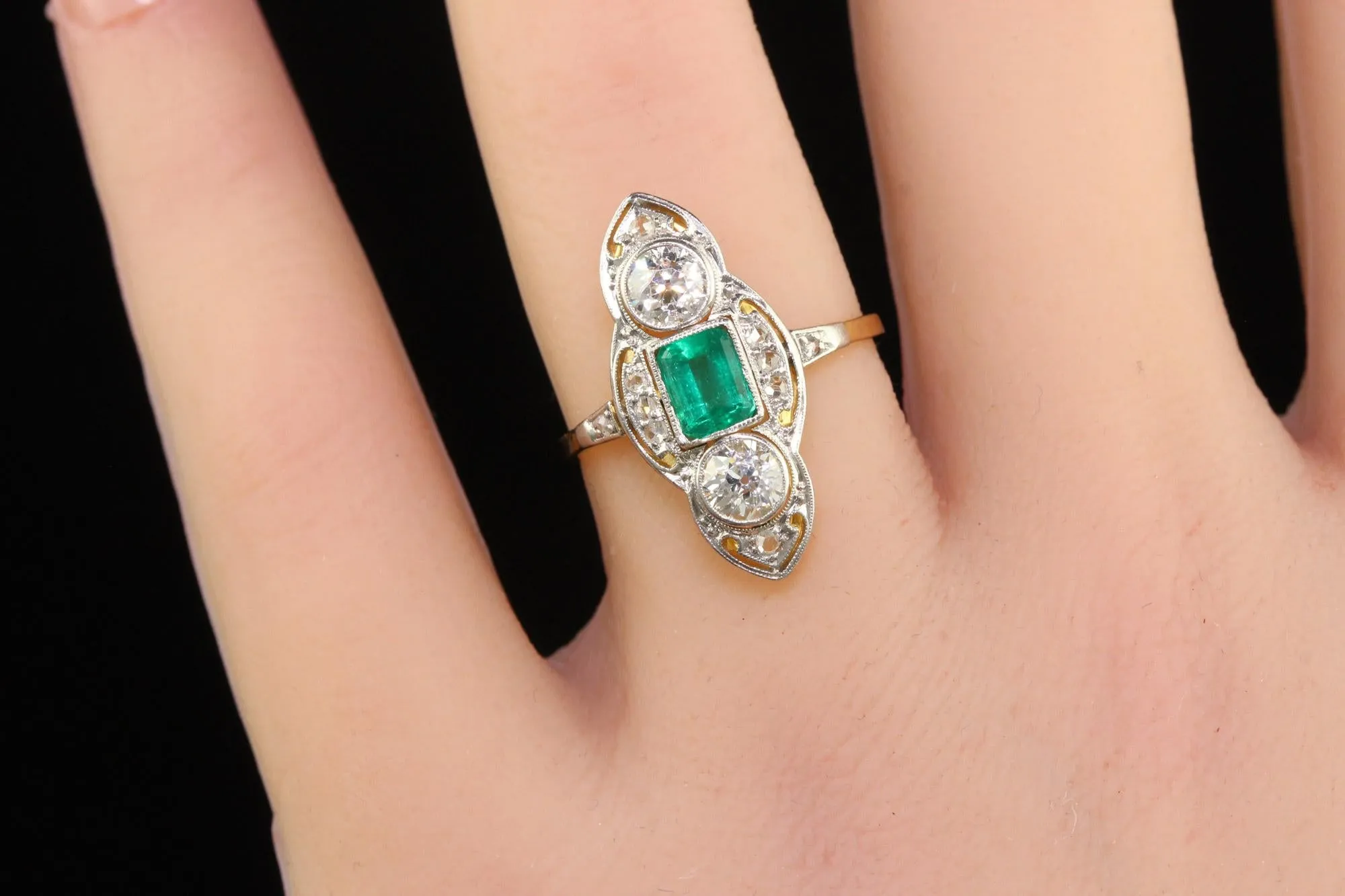 Antique Edwardian 18K Gold Platinum Top Old Euro Diamond Emerald Cocktail Ring