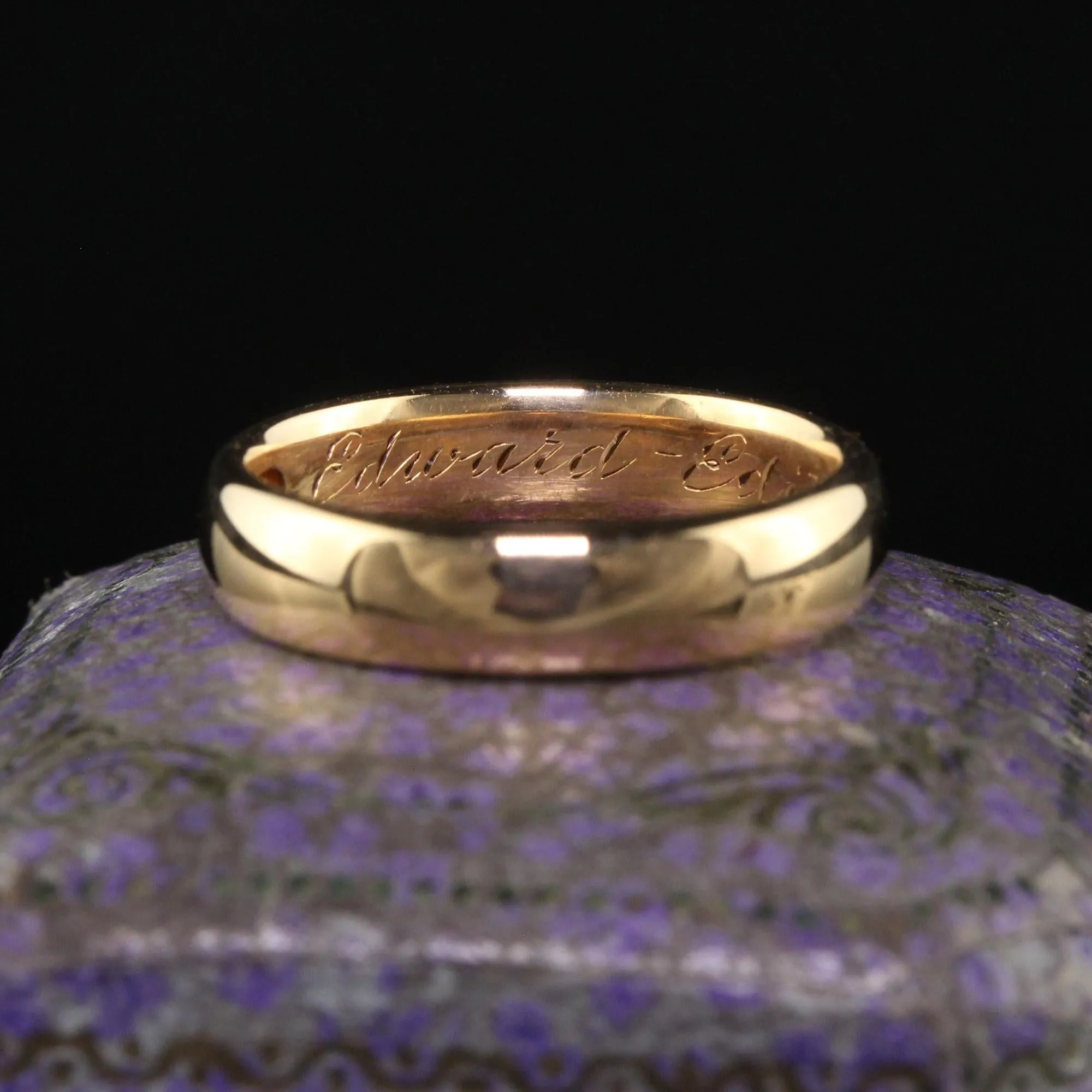 Antique Edwardian 18K Yellow Gold Classic Engraved Wedding Band - Size 6 3/4