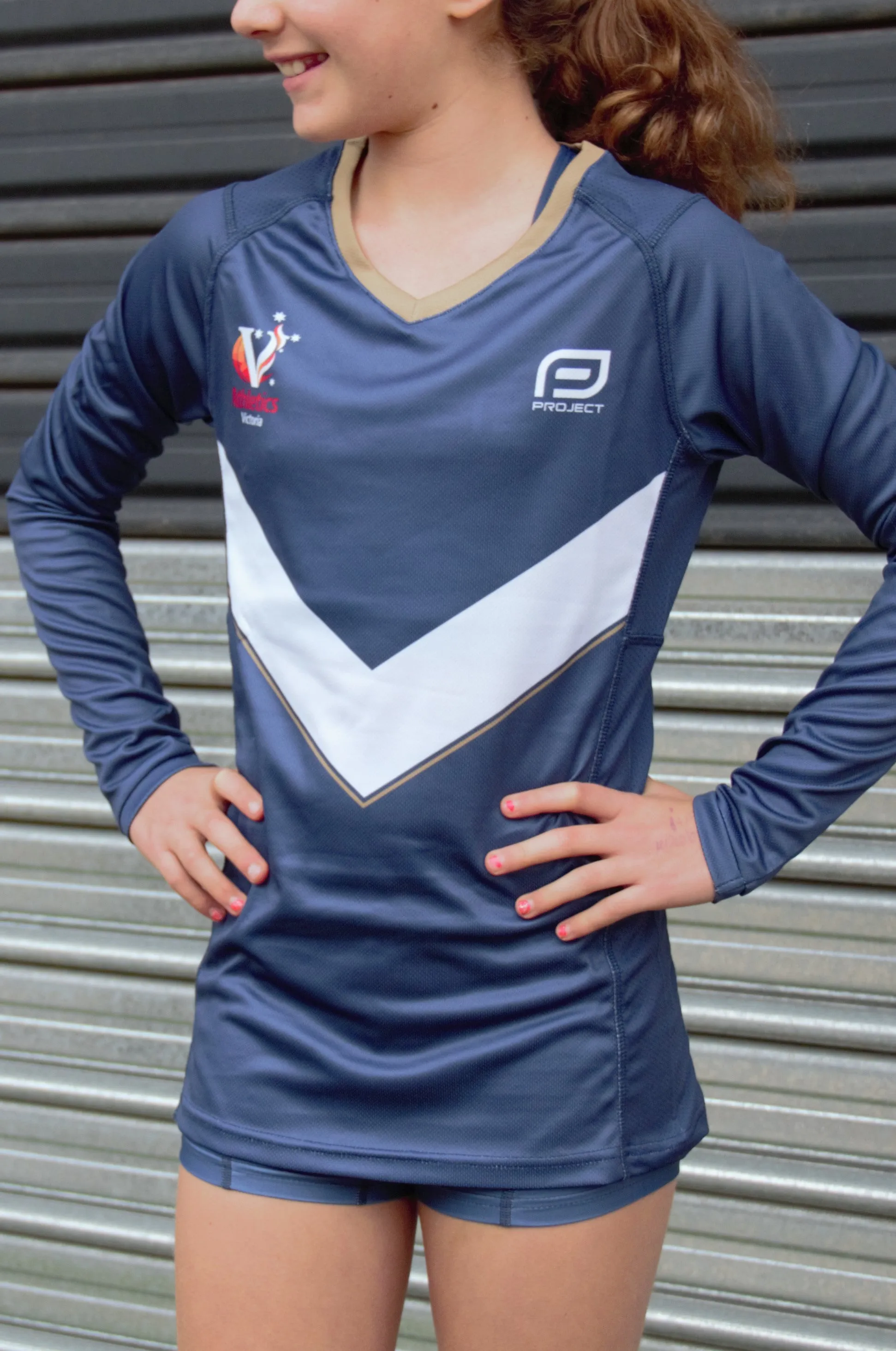 AV Women's Long Sleeve Tee