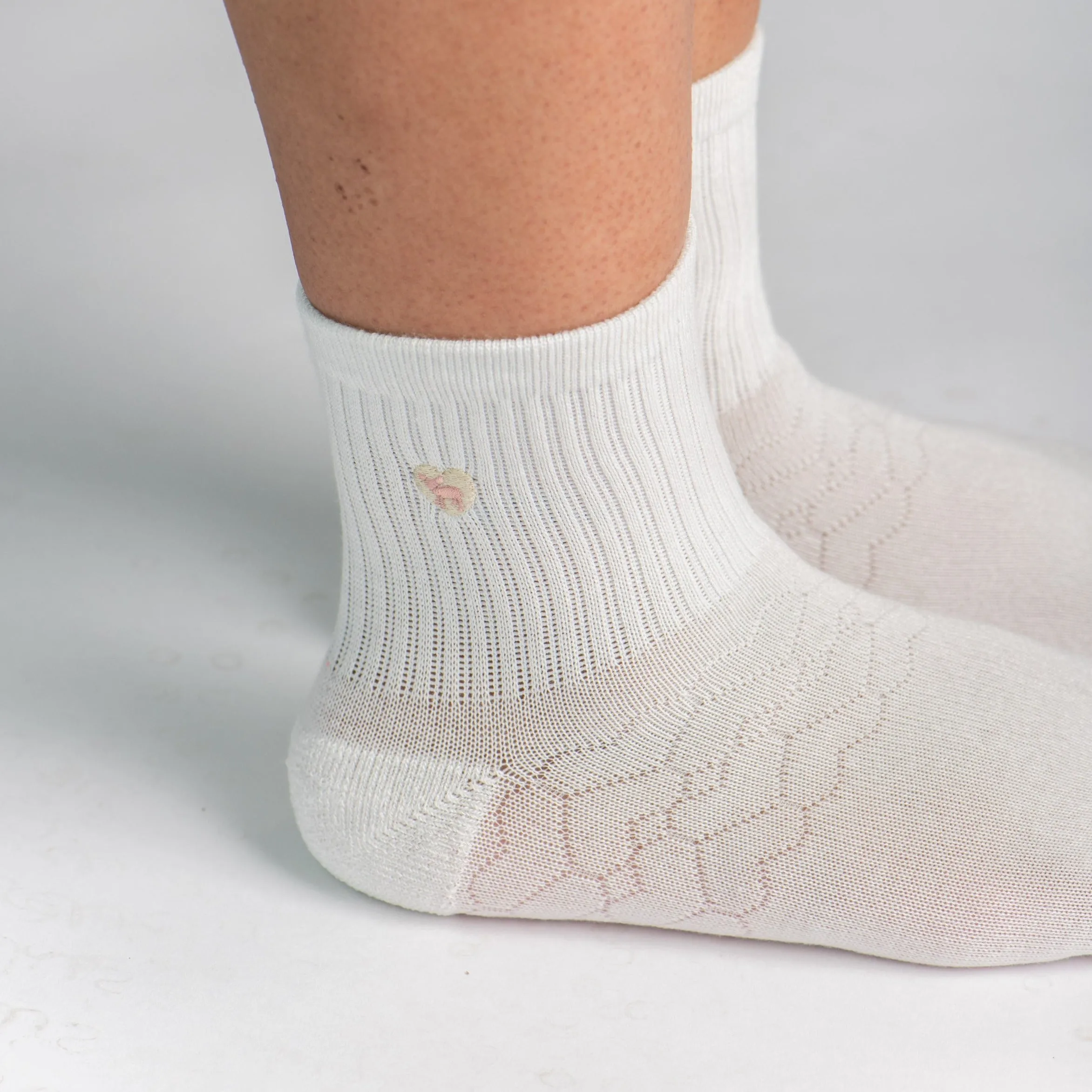 Bamboo Socks | Uptown Quarter Crew | Star White