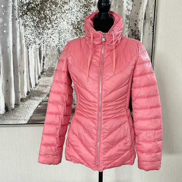 Bernardo Women's EcoPlume Packable Lightweight Chevron Puffer Jacket NWOT - Med