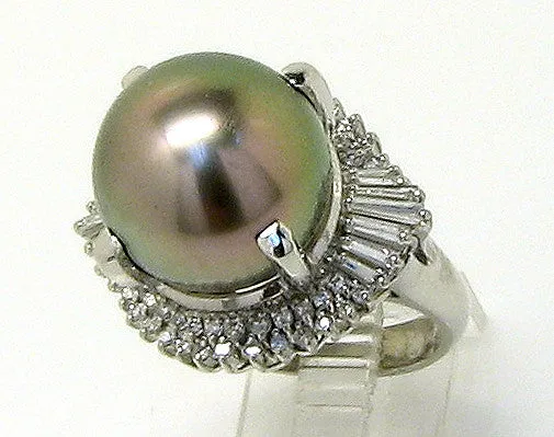 Black Pearl & Diamond Ring in Platinum