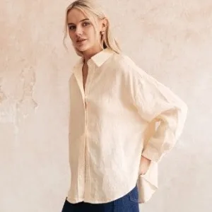Buttons Up Linen Shirt Beige