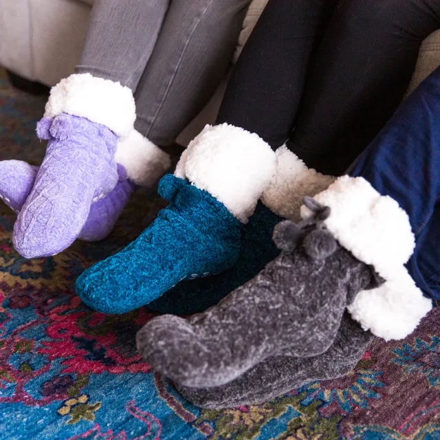 Chenille Cable Knit Classic Slipper Socks | Lavender