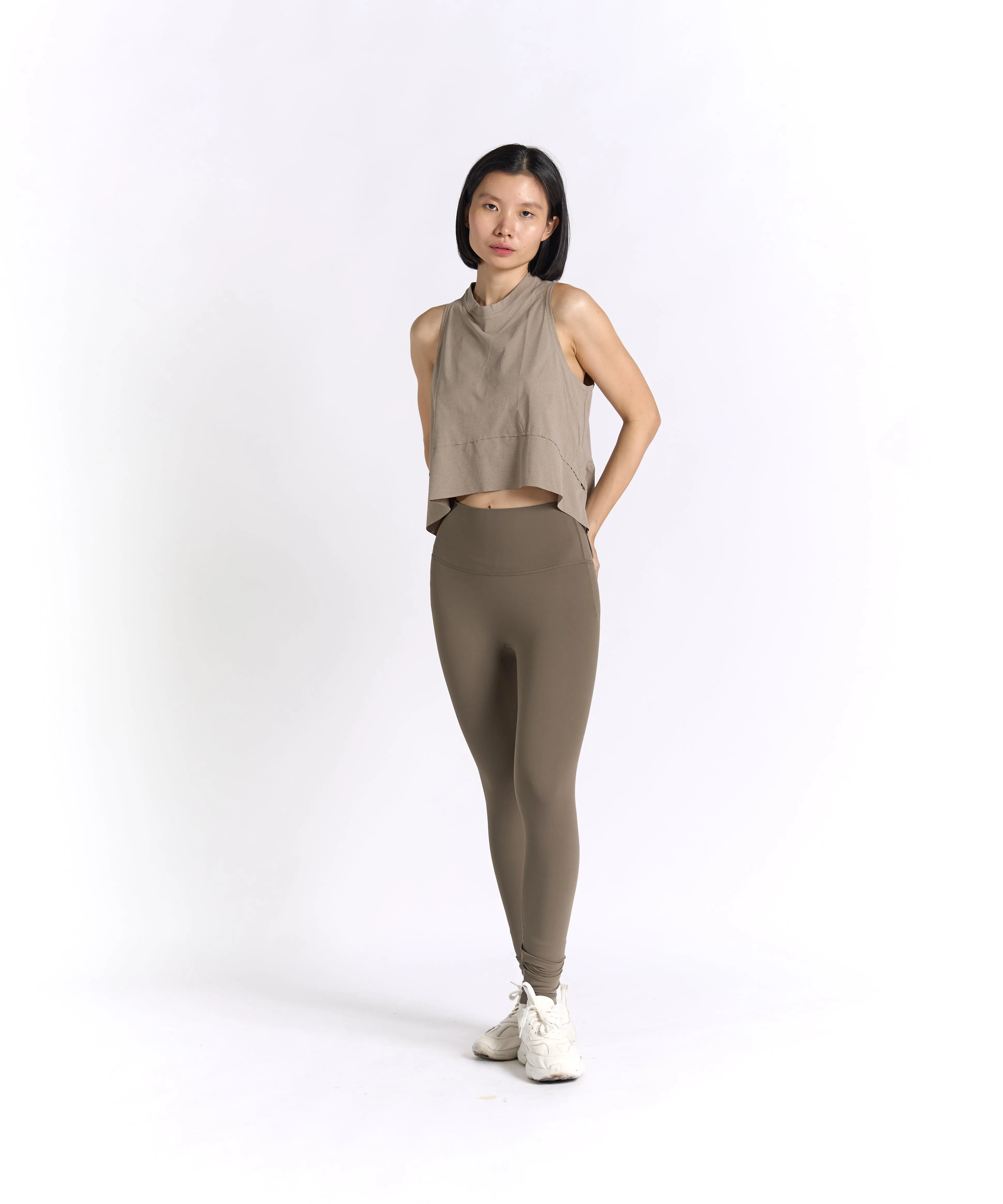 CloudEase Cropped Flow Tank