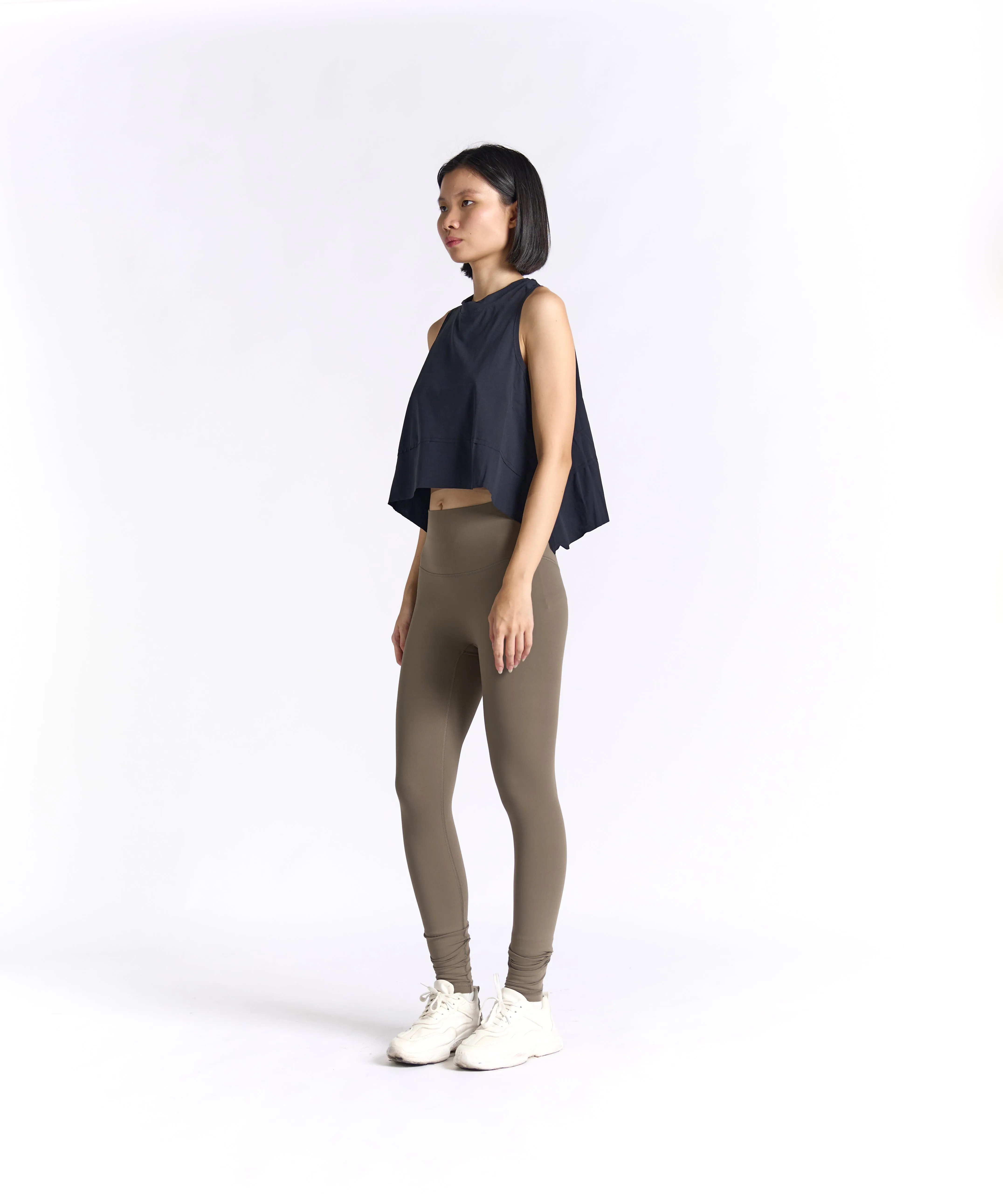 CloudEase Cropped Flow Tank