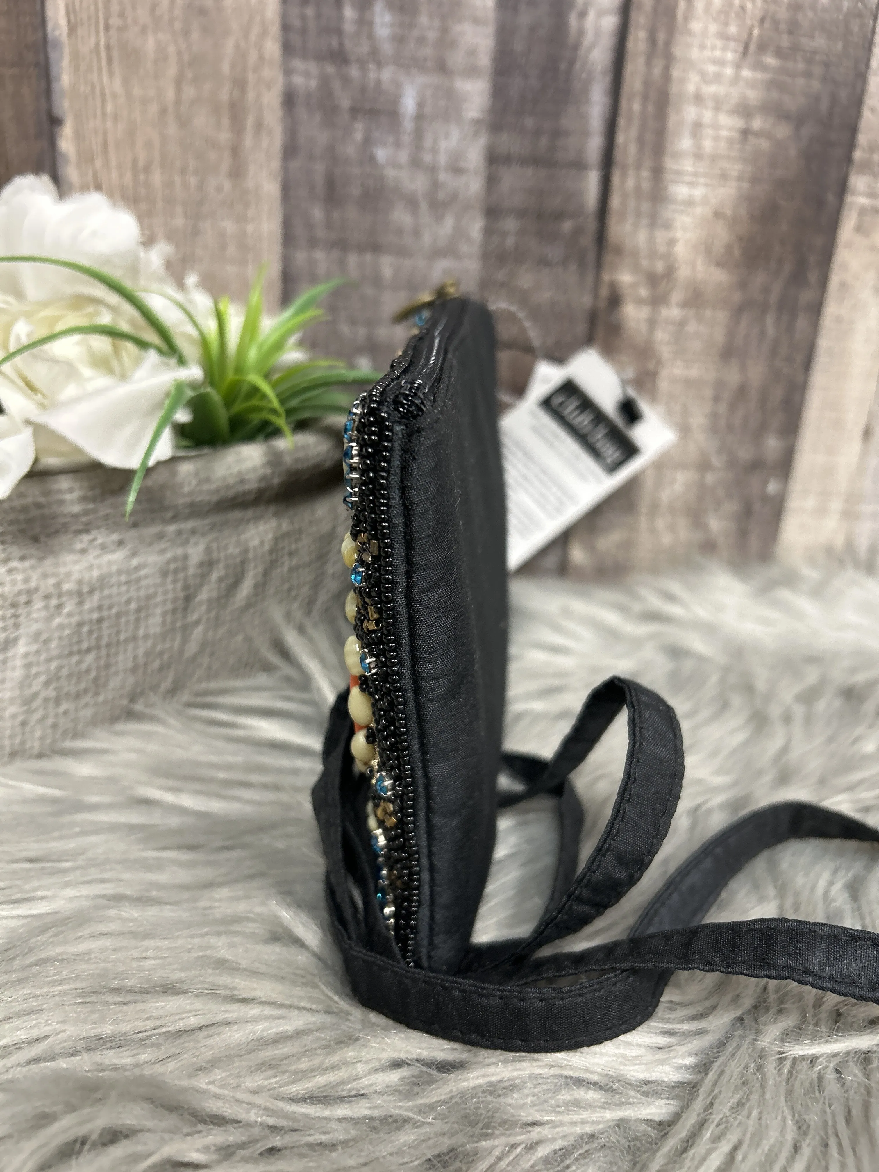 Crossbody By Cme  Size: Small
