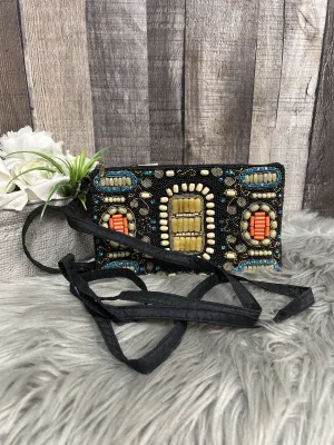 Crossbody By Cme  Size: Small
