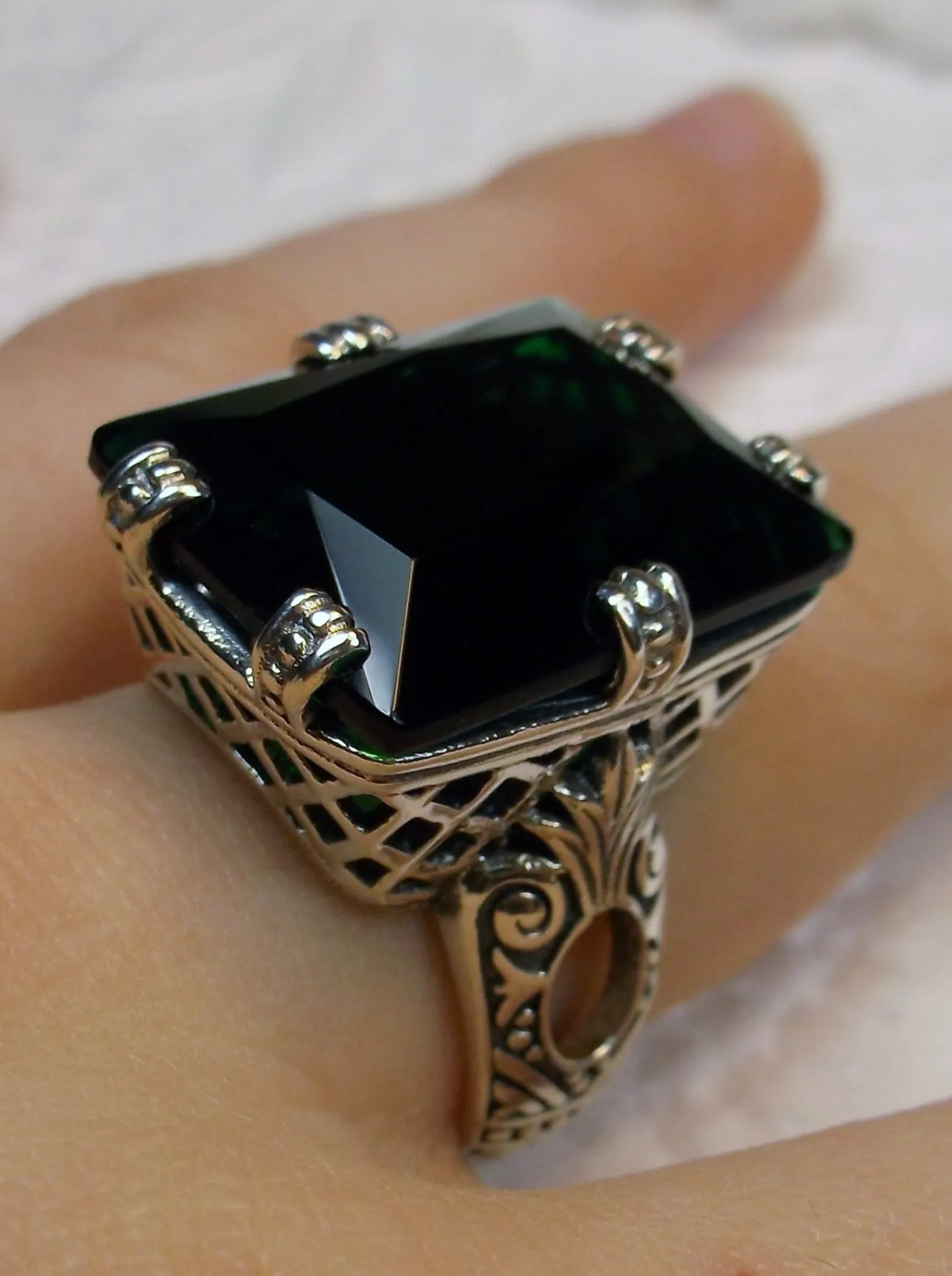 D104, 6 Prong Ring, 30ct choice of Gem, Vintage Jewelry #D104