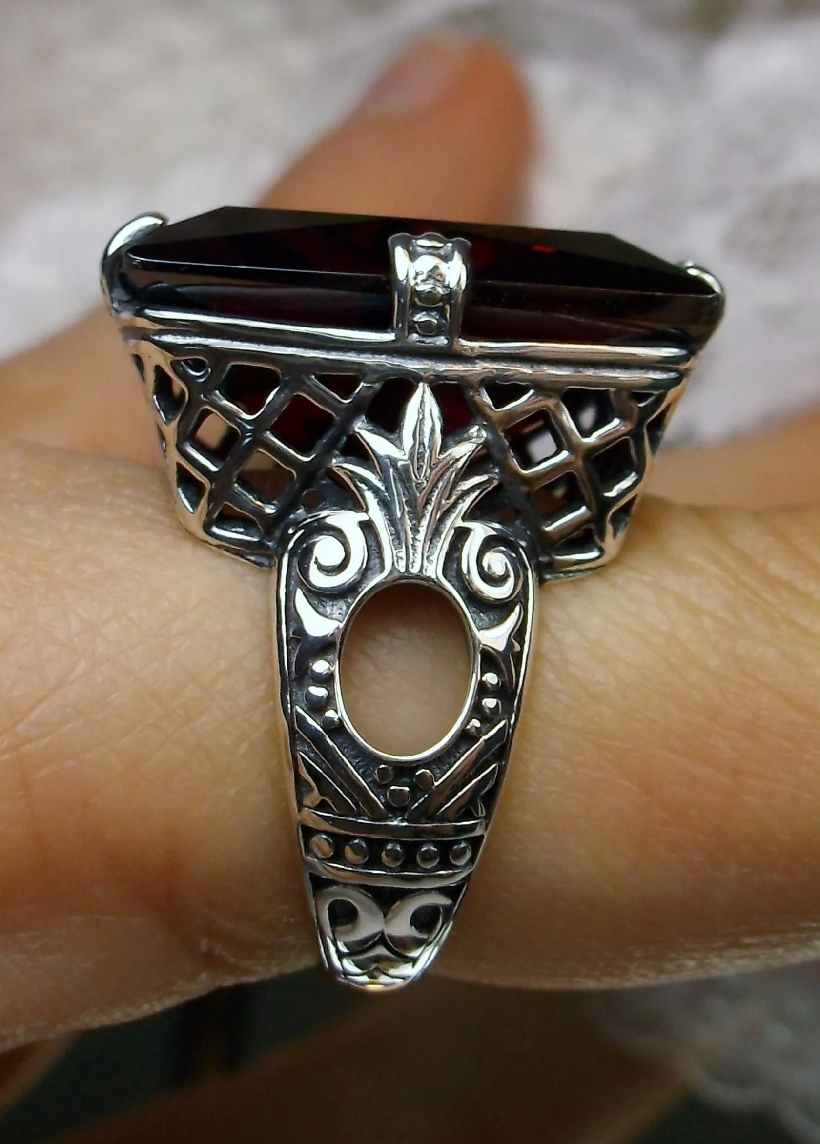 D104, 6 Prong Ring, 30ct choice of Gem, Vintage Jewelry #D104