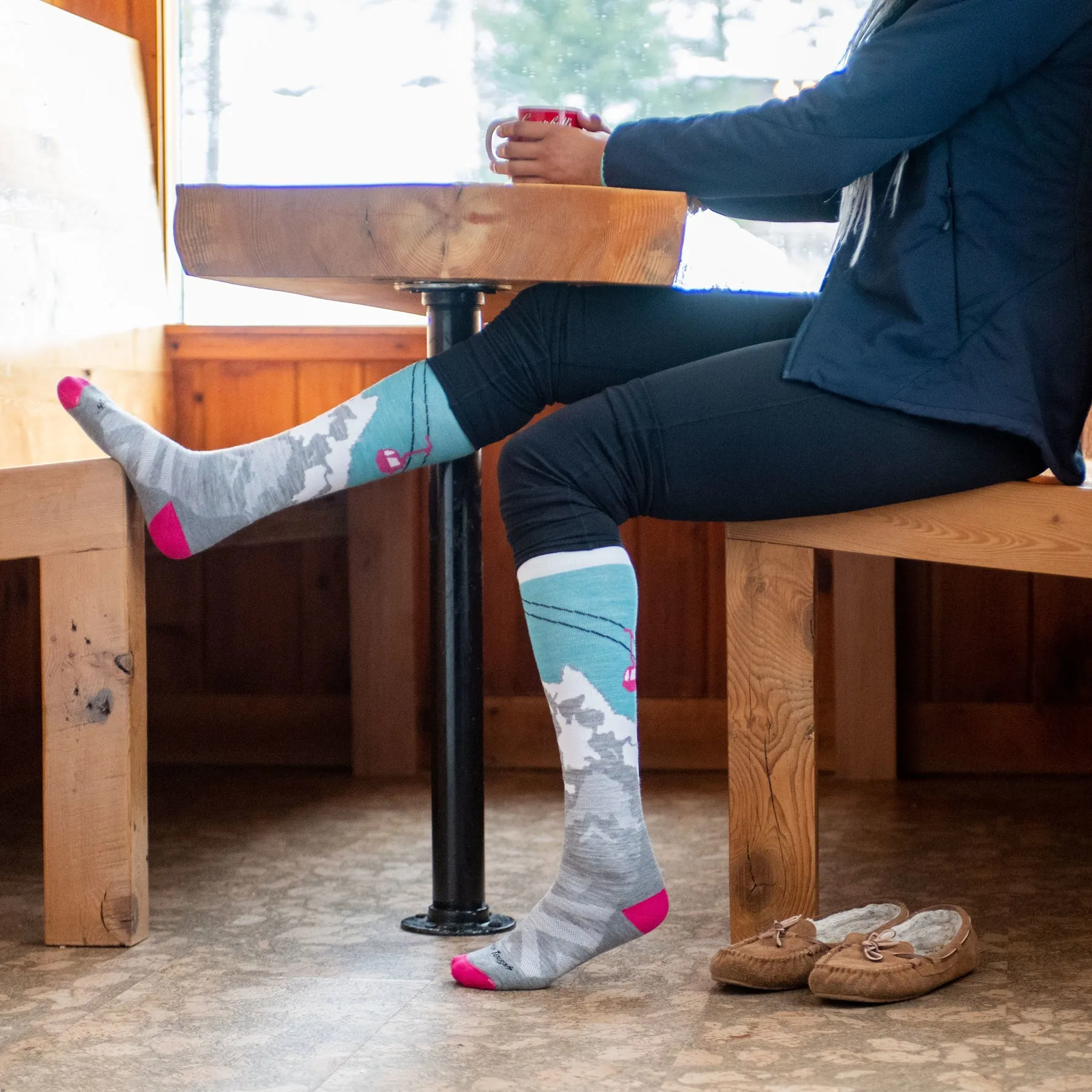 Darn Tough 1827 Women's Yeti Over-the-Calf Midweight Ski & Snowboard Sock
