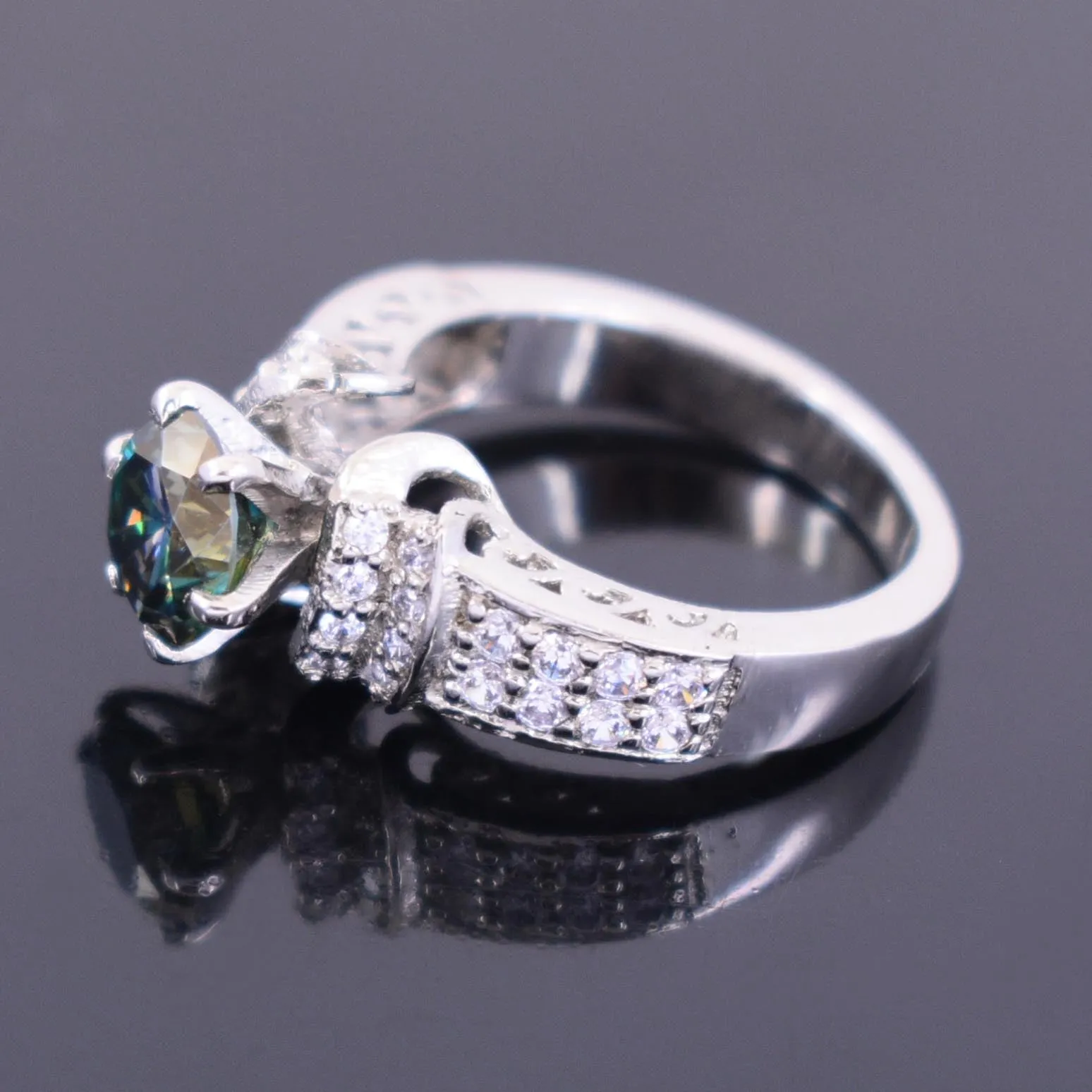 Designer Deep Blue Diamond Women's Ring with White Accents in 925 Silver! Beautiful Shine & Gorgeous Look! Ideal For Anniversary Gift, 1.40 Ct Certified Diamond!