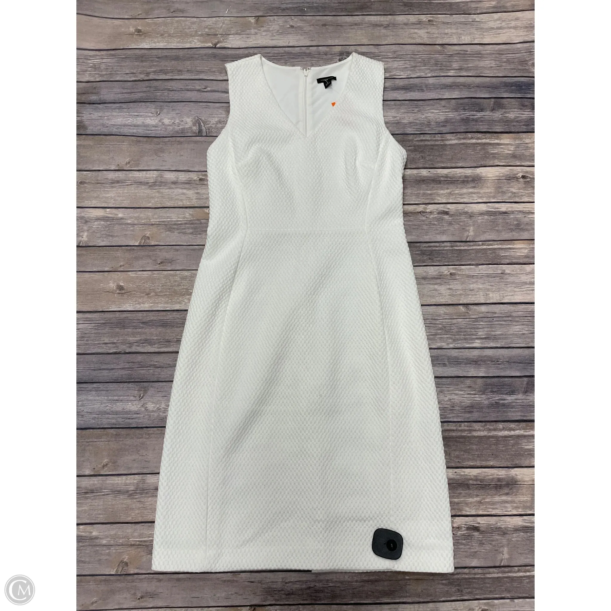 Dress Casual Midi By Ann Taylor In White, Size: Xs