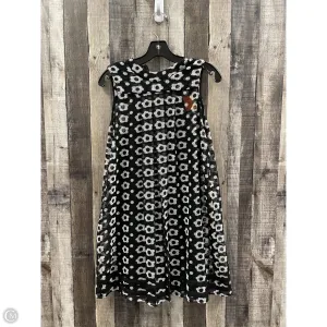Dress Casual Short By Cme In Black & White, Size: S