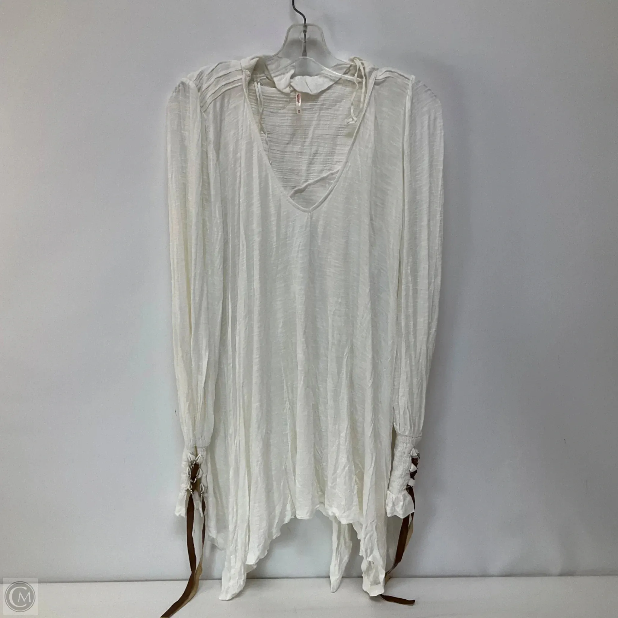 Dress Casual Short By Free People In White, Size: Xs
