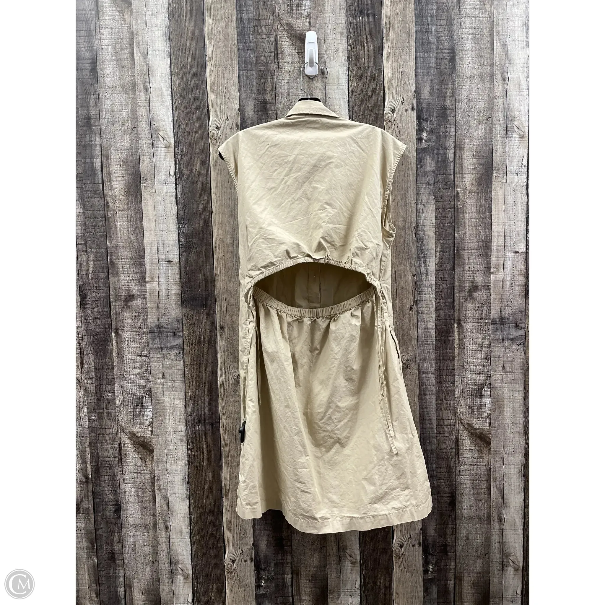 Dress Casual Short By Gap In Taupe, Size: M