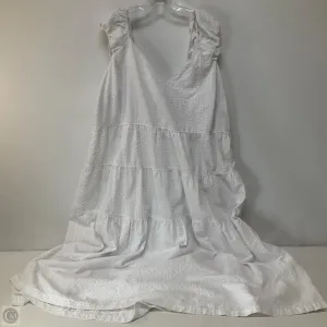 Dress Casual Short By Old Navy In White, Size: 3x