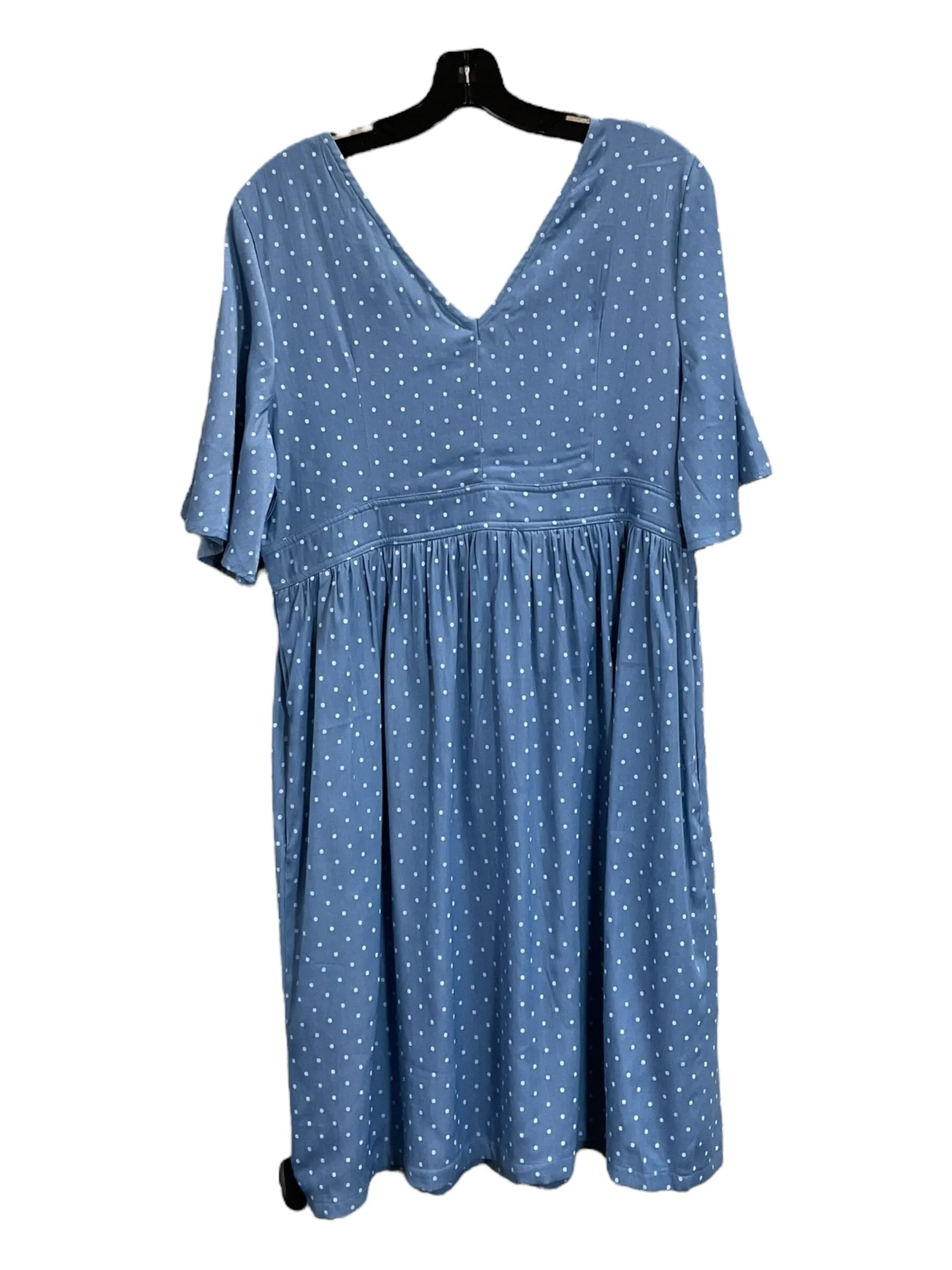 Dress Casual Short By Suzanne Betro  Size: L