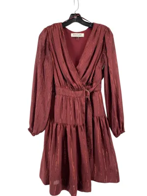 Dress Casual Short By Taylor  Size: 6