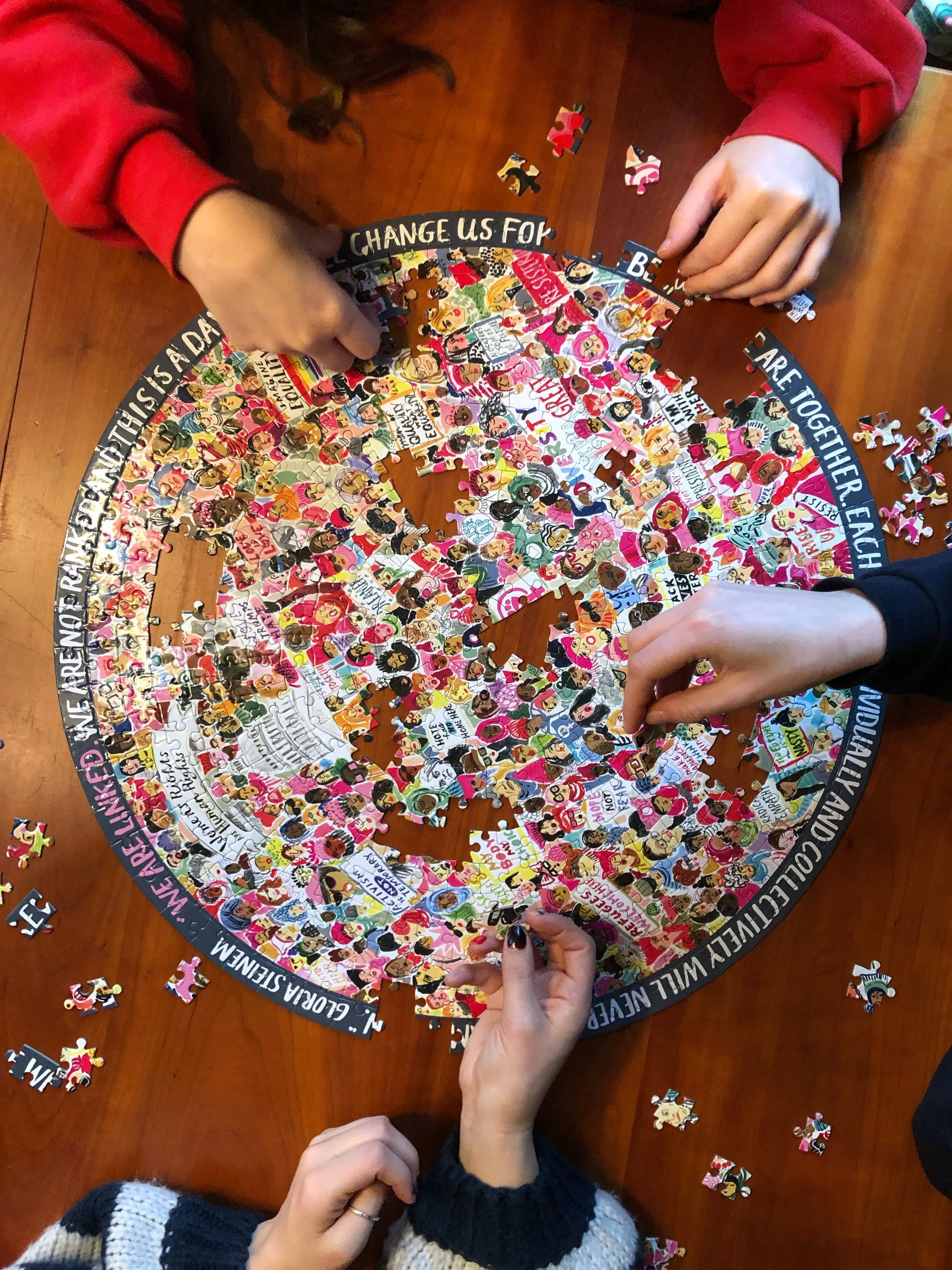 Eeboo - Women March In 500 Piece Round Puzzle