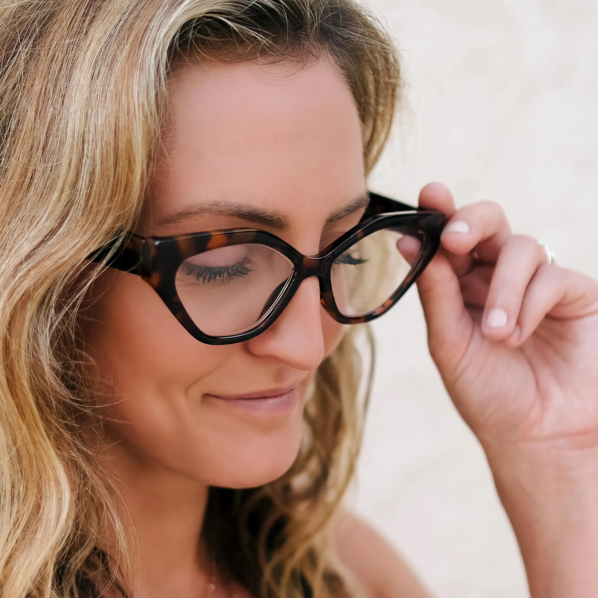 Funky Cat Eye Reading Glasses for Women | R-805