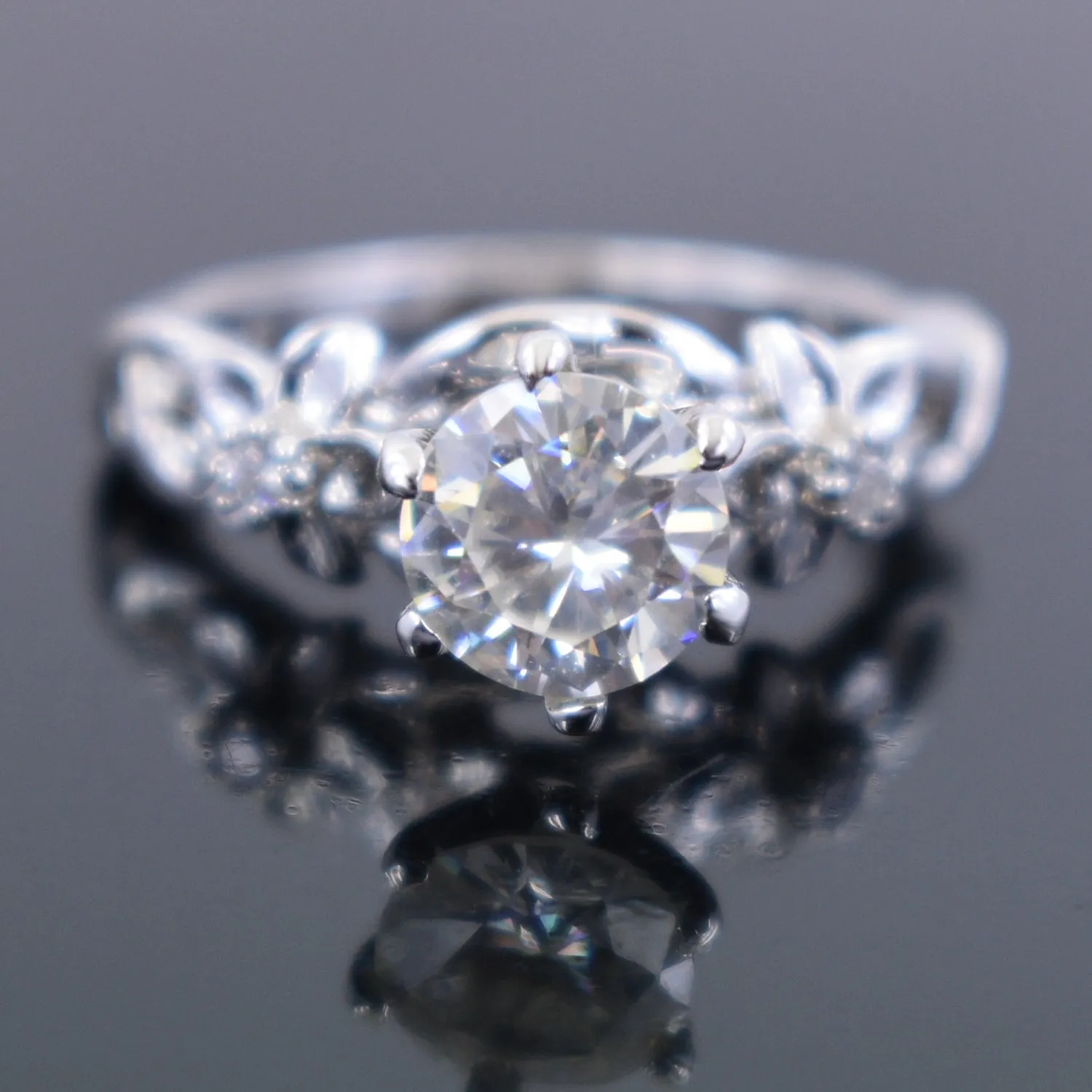 Gorgeous 1.50 Ct Off White Diamond Women's Ring with Accents, New Collection & Great Sparkle ! Ideal For Birthday Gift, Certified Diamond!