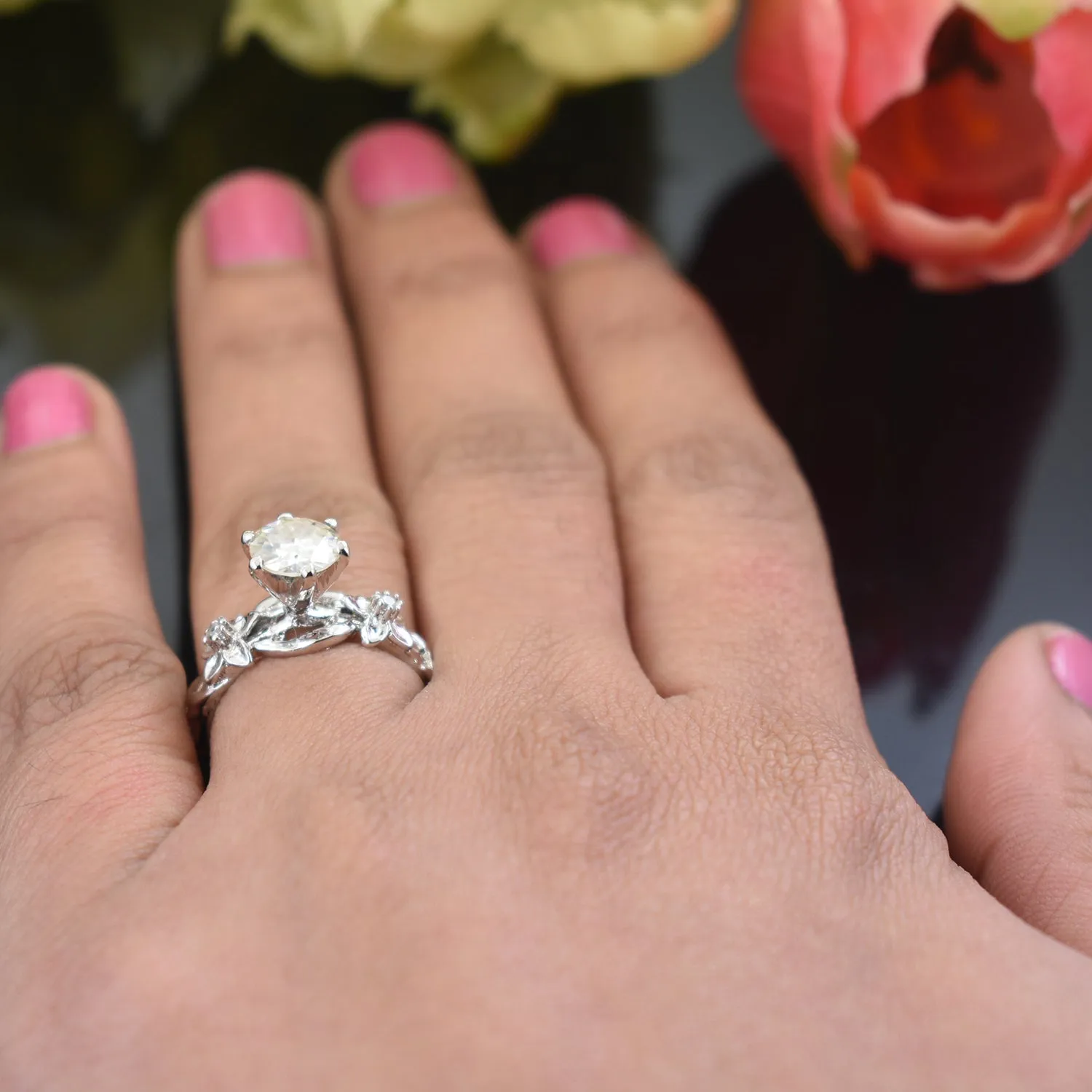 Gorgeous 1.50 Ct Off White Diamond Women's Ring with Accents, New Collection & Great Sparkle ! Ideal For Birthday Gift, Certified Diamond!