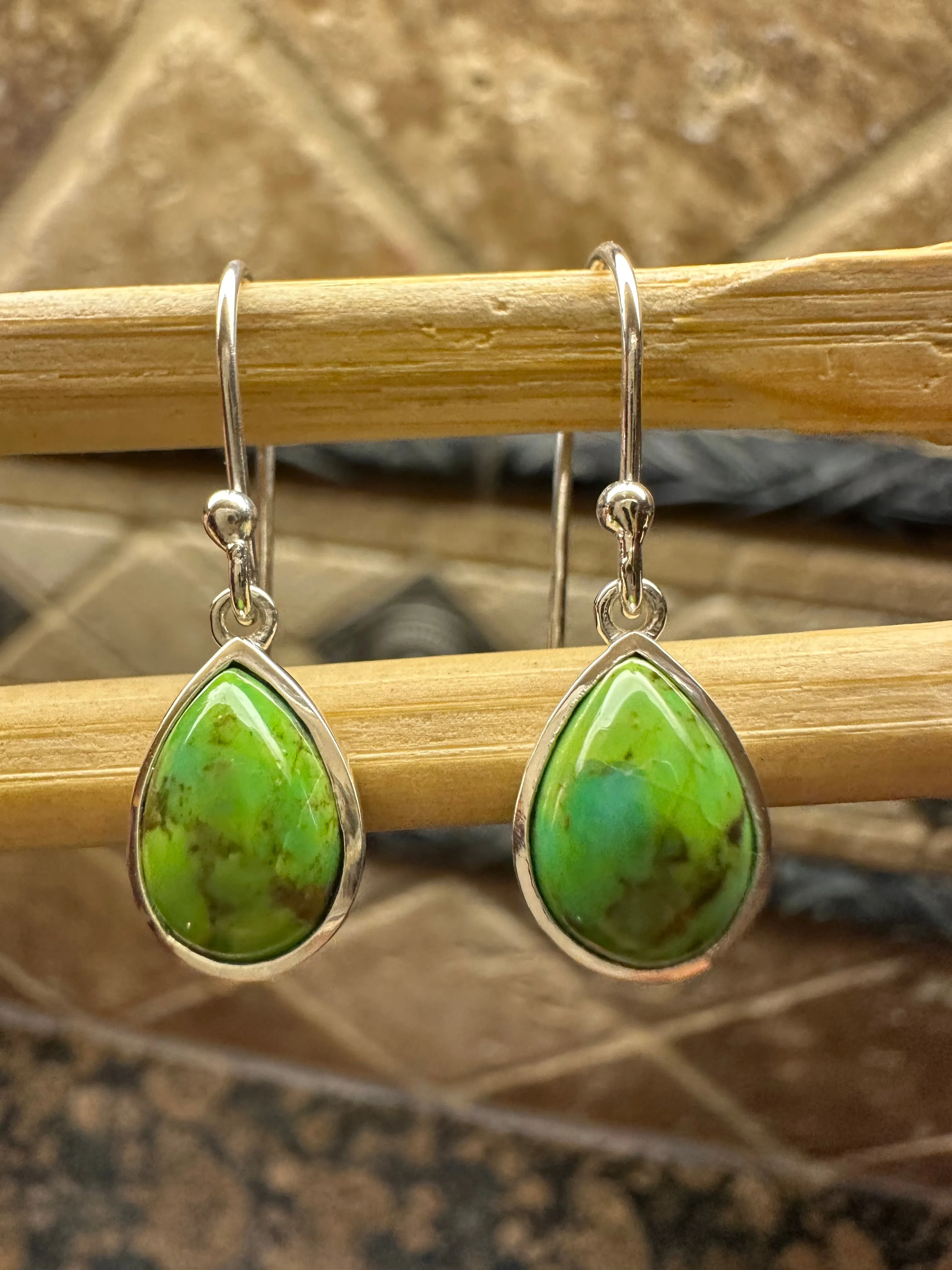 Gorgeous Green Turquoise 925 Solid Sterling Silver Earrings 25mm