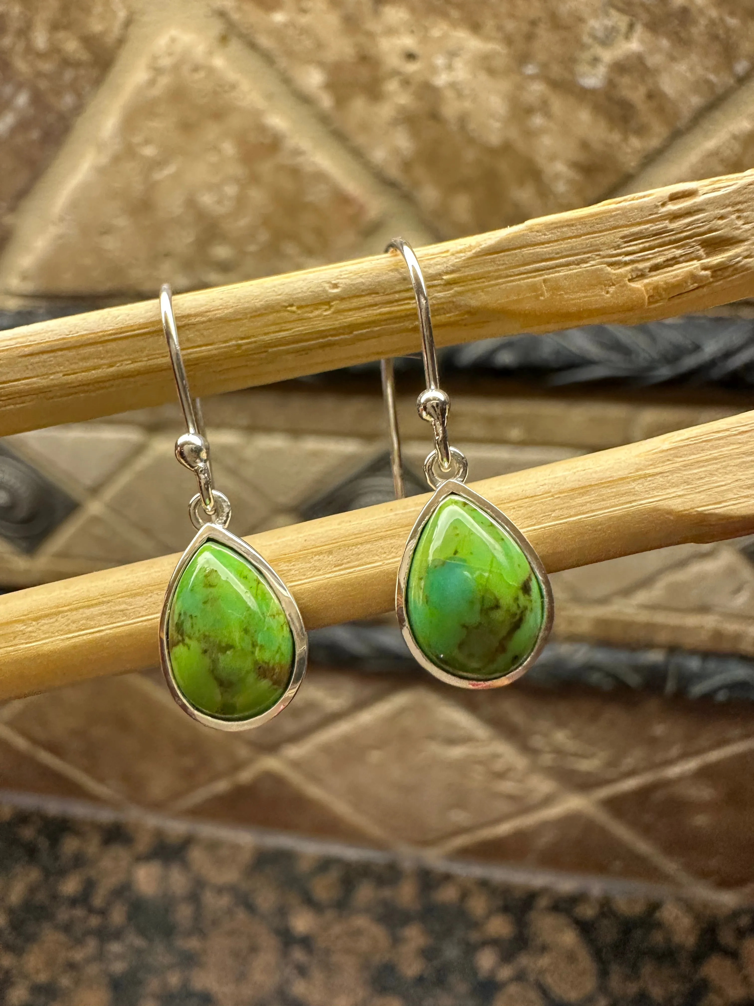 Gorgeous Green Turquoise 925 Solid Sterling Silver Earrings 25mm
