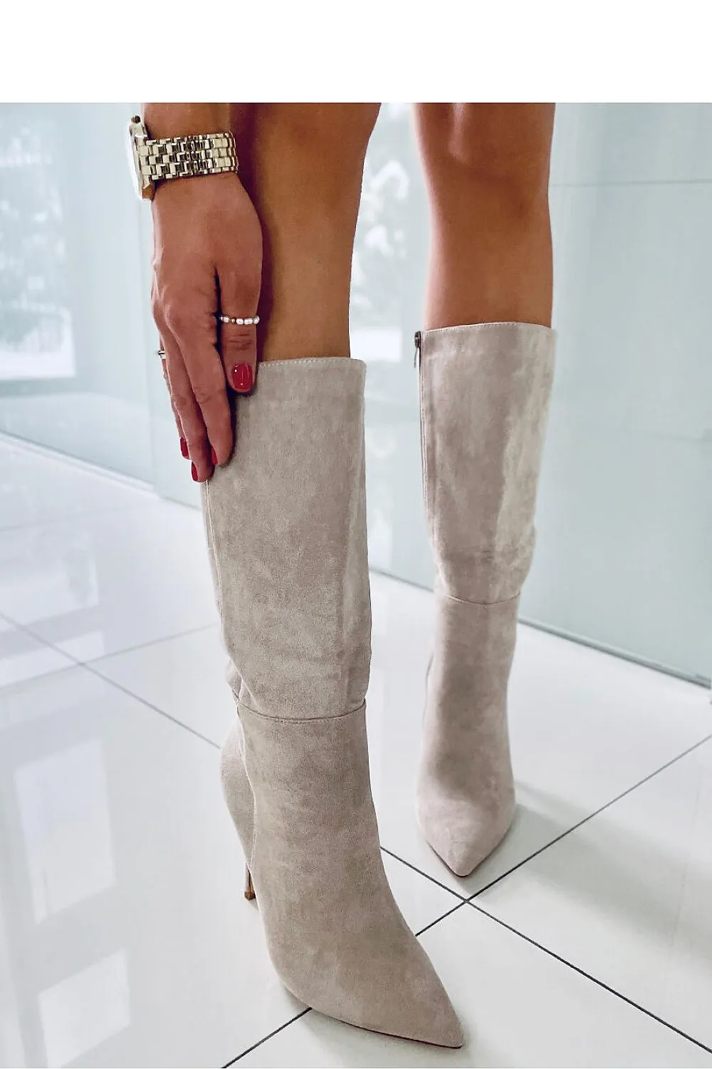 Heel boots