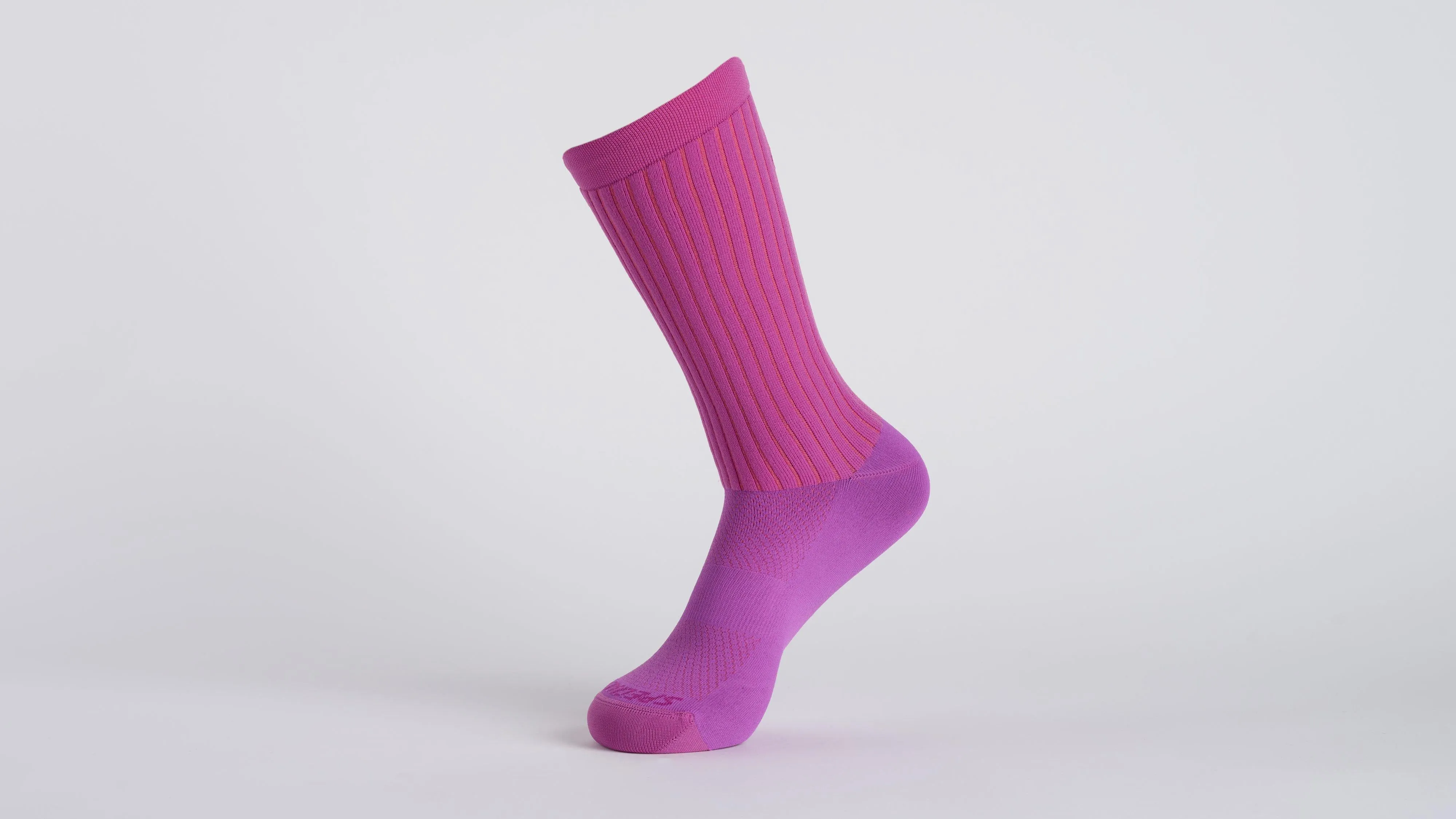Hydrogen Aero Tall Road Socks