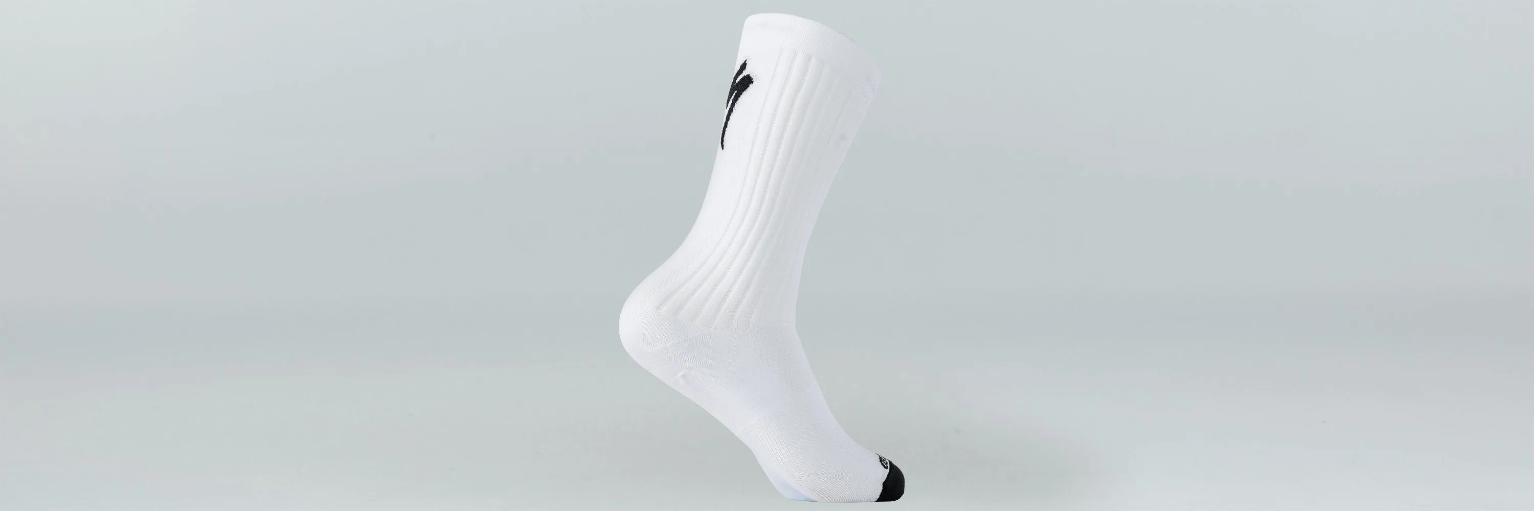 Hydrogen Aero Tall Road Socks