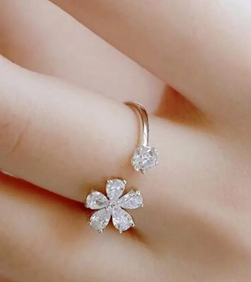 Karatcart Flower Cut Austrian Crystal Adjustable Ring