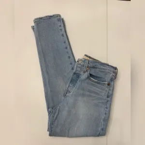 Levi's Premium Wedgie Straight Jeans - 27