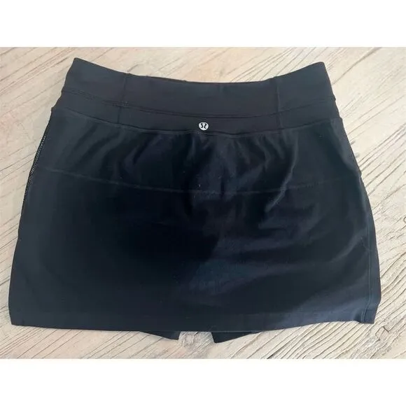 Lululemon Women's Black Second Chance Skort Size 8 Short Built in Shorts