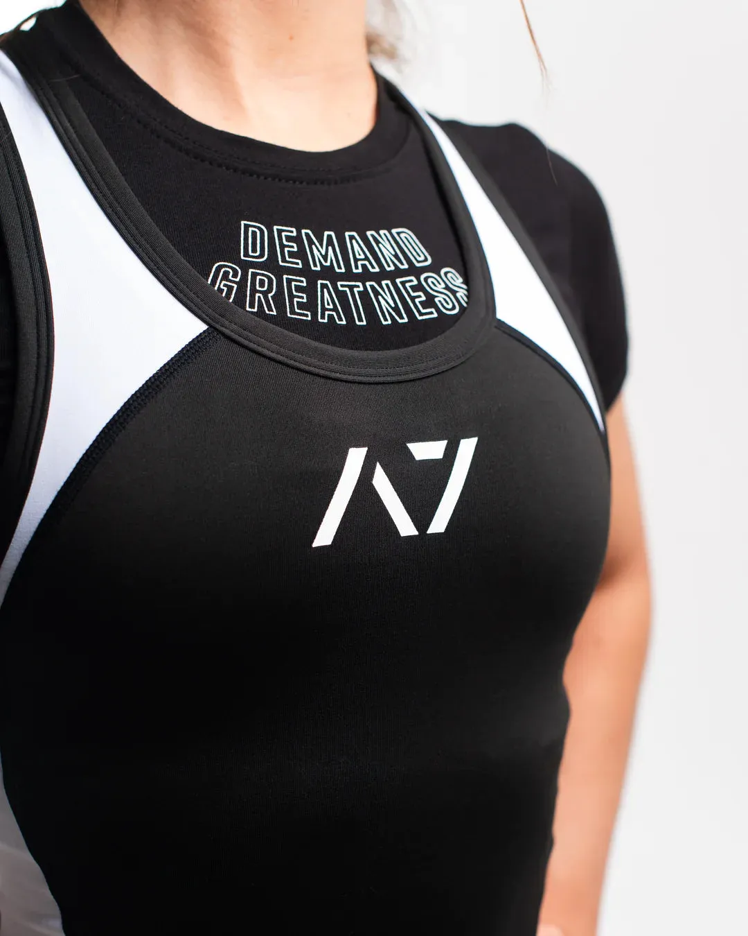 Luno Women's Singlet - Domino