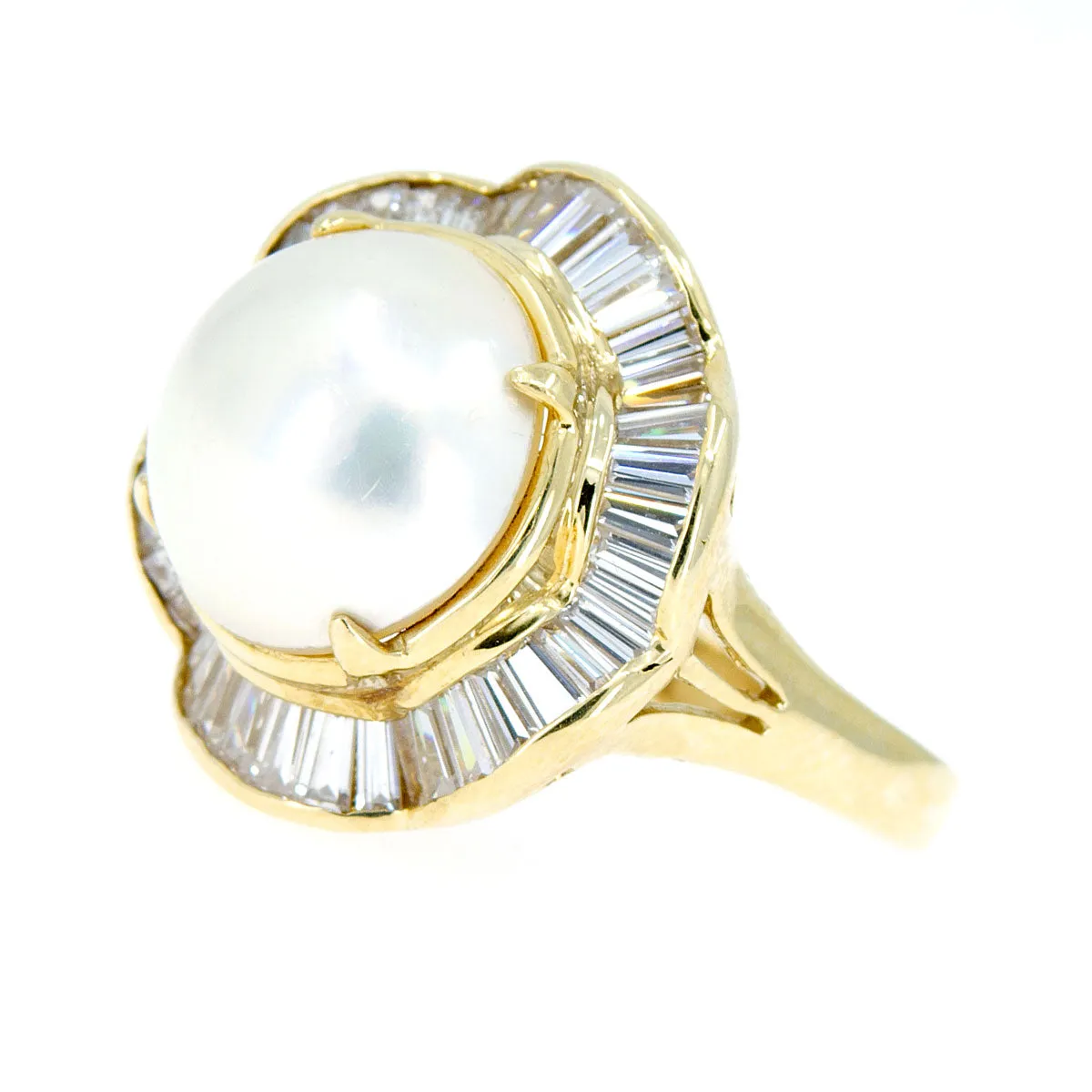 Mabe Pearl & Diamond Ballerina Ring
