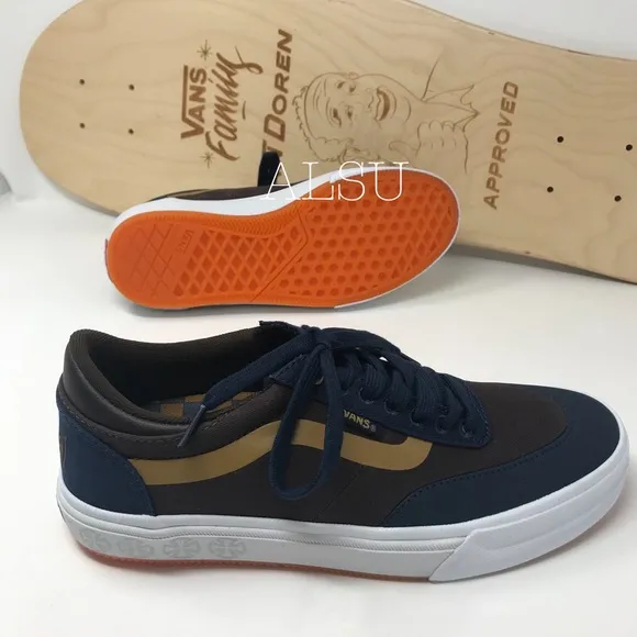 💖MEGA SALE💖VANS Gilbert Crockett Independent Dress Blues Women's VN0A38COUHL