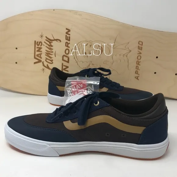 💖MEGA SALE💖VANS Gilbert Crockett Independent Dress Blues Women's VN0A38COUHL