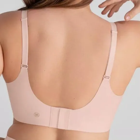 New HONEYLOVE Pink Wireless Crossover Bra: XL 38D/DDE. This cross over is BNWOT!